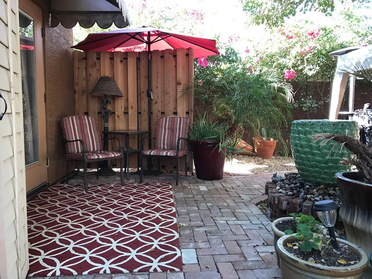 Don'S Elegante Bed & Breakfast Phoenix 3*,  Stati Uniti